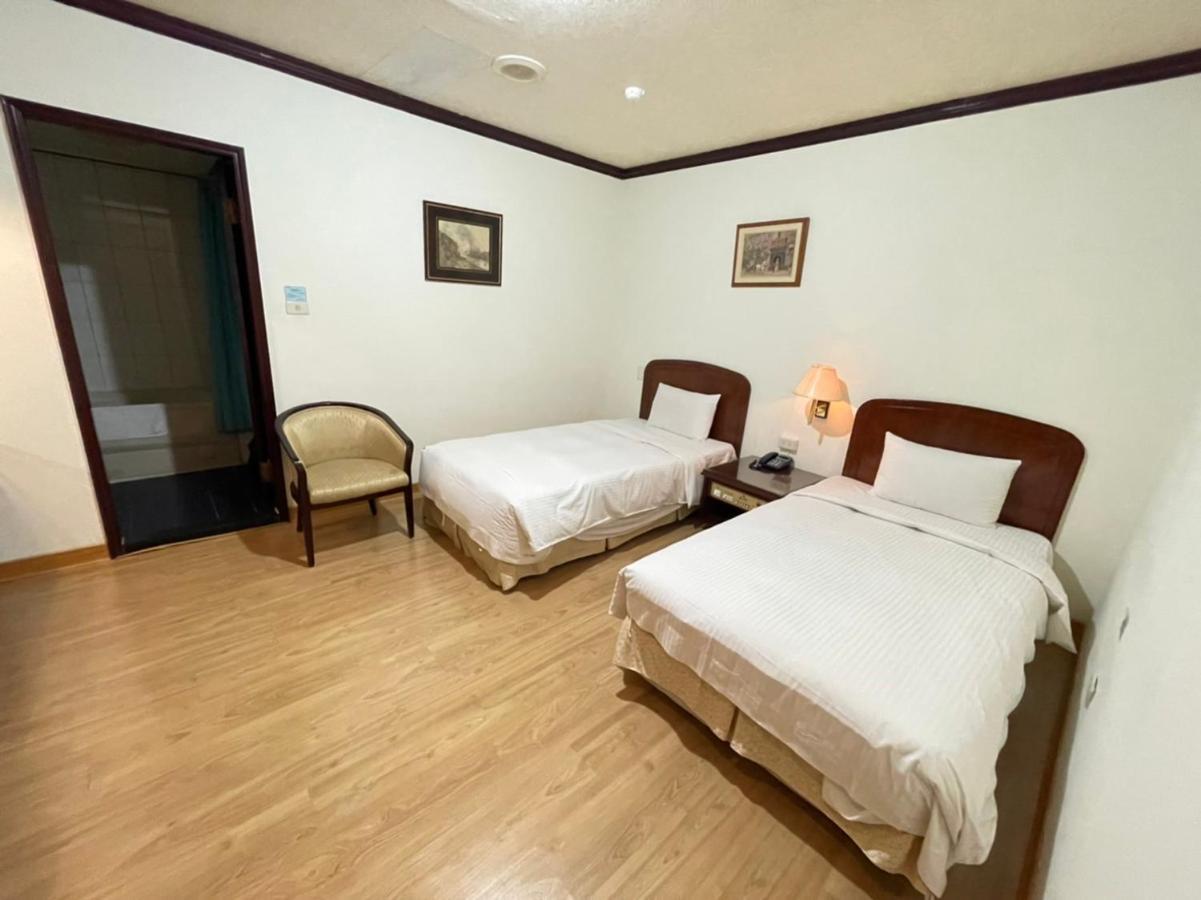 Abbo Hotel Tainan Exterior photo