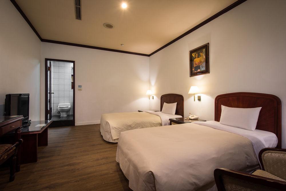 Abbo Hotel Tainan Exterior photo